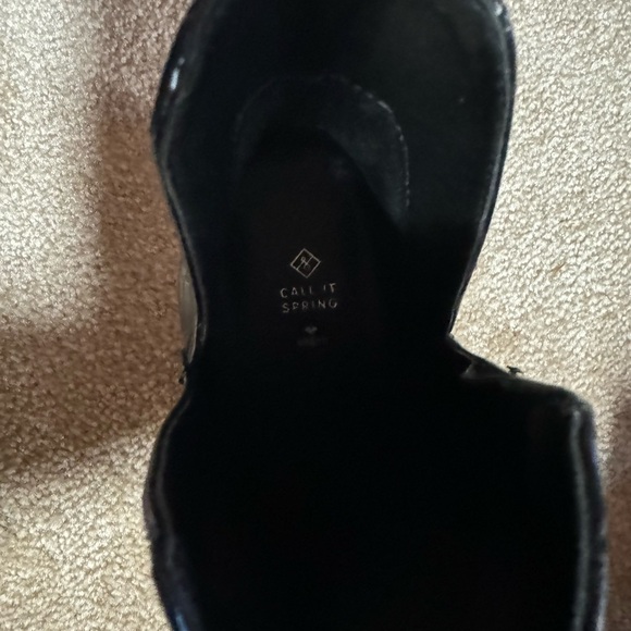 Calll it spring cut out booties - size 7.5 - Picture 4 of 4